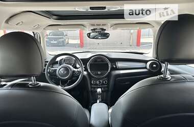 Хэтчбек MINI Countryman 2019 в 