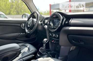 Хэтчбек MINI Countryman 2019 в 