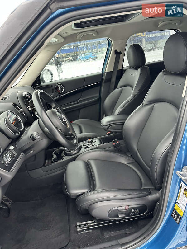 Хэтчбек MINI Countryman 2017 в Киеве