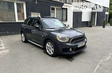 Хэтчбек MINI Countryman 2019 в Киеве