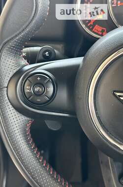 Хетчбек MINI Countryman 2019 в 