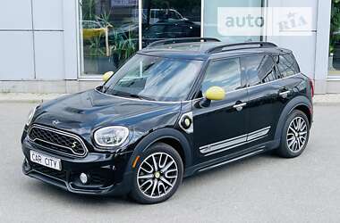 Хэтчбек MINI Countryman 2018 в Киеве