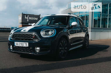 Хэтчбек MINI Countryman 2018 в Киеве