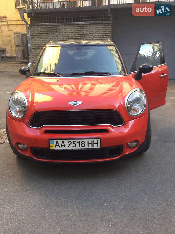 Хэтчбек MINI Countryman 2012 в Киеве