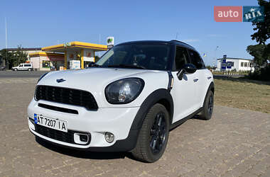 Позашляховик / Кросовер MINI Countryman 2015 в Чернівцях