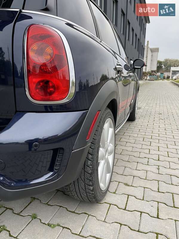 Внедорожник / Кроссовер MINI Countryman 2016 в Хмельницком