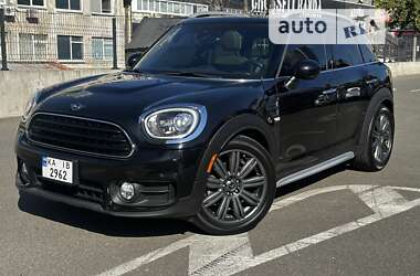 Хэтчбек MINI Countryman 2019 в Киеве