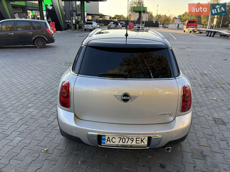Хэтчбек MINI Countryman 2011 в Киверцах