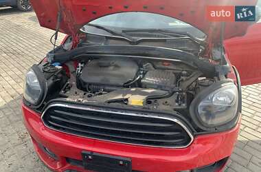Хэтчбек MINI Countryman 2019 в 
