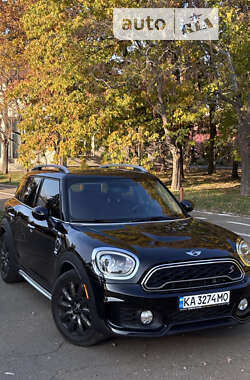 Хэтчбек MINI Countryman 2017 в Киеве