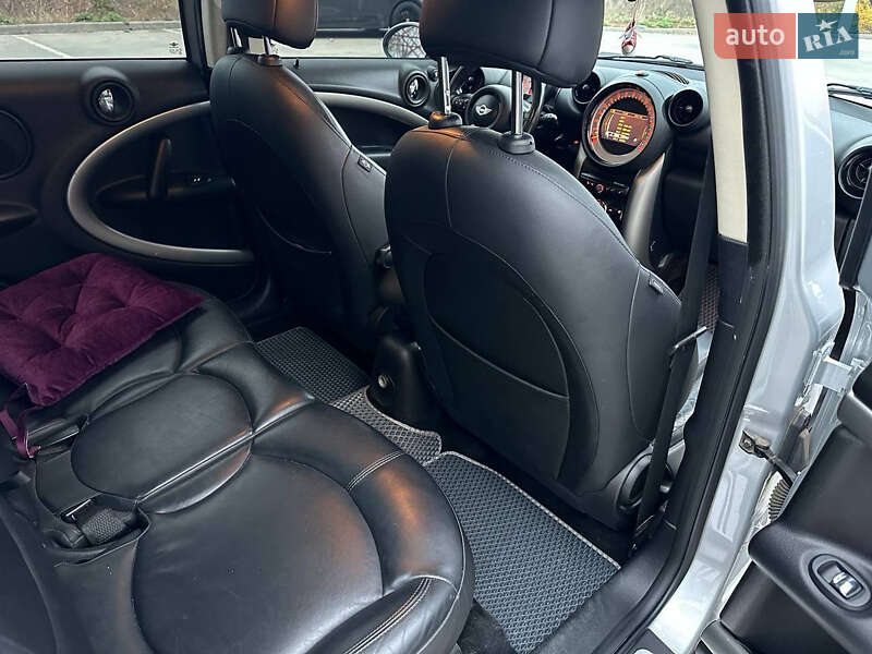 Хэтчбек MINI Countryman 2013 в Синельниково