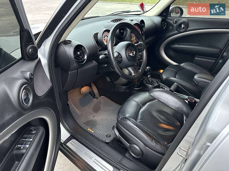 Хэтчбек MINI Countryman 2013 в Синельниково