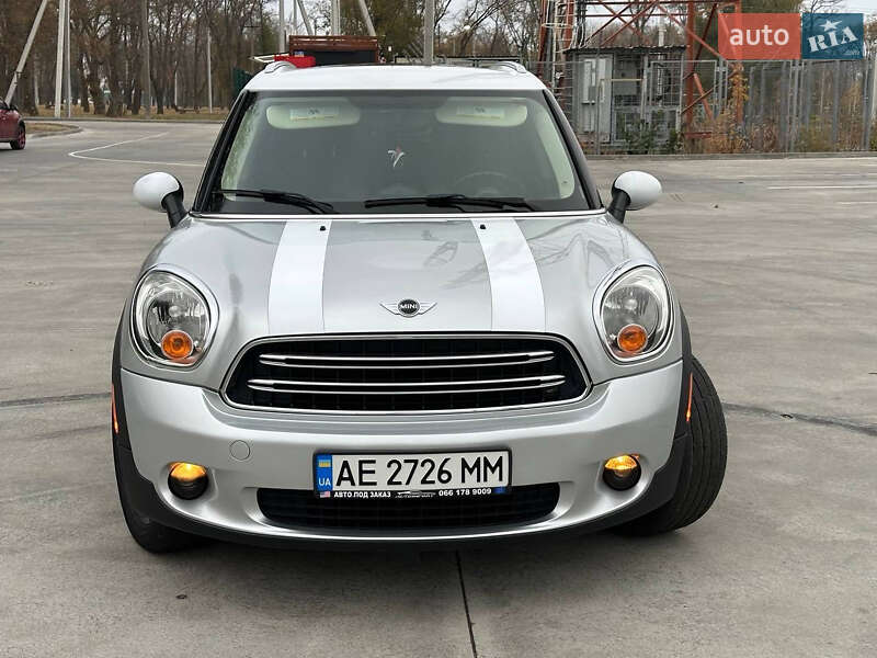 Хэтчбек MINI Countryman 2013 в Синельниково
