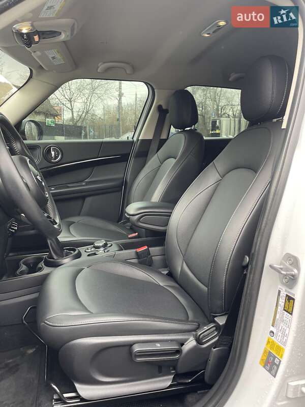 Хэтчбек MINI Countryman 2018 в Черновцах