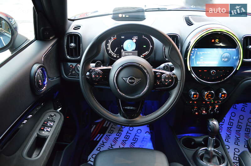 Хэтчбек MINI Countryman 2019 в Львове