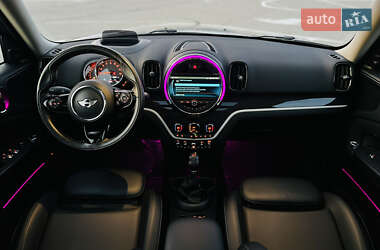 Хэтчбек MINI Countryman 2017 в 
