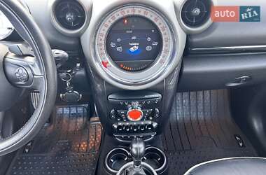 Хэтчбек MINI Countryman 2011 в Нововолынске