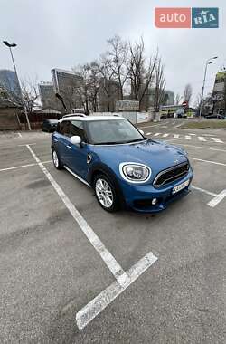 Хэтчбек MINI Countryman 2019 в Киеве