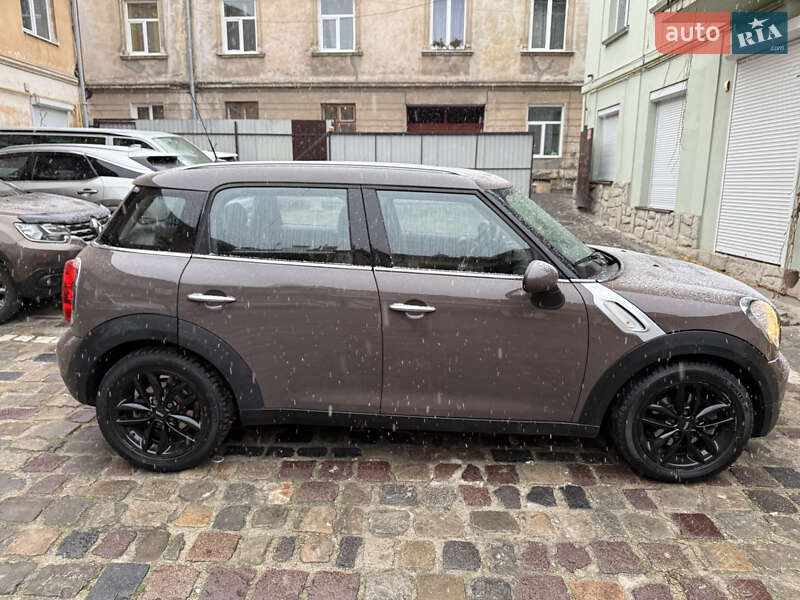 Хэтчбек MINI Countryman 2013 в Львове
