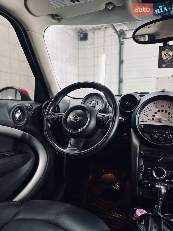 Хэтчбек MINI Countryman 2013 в Черкассах