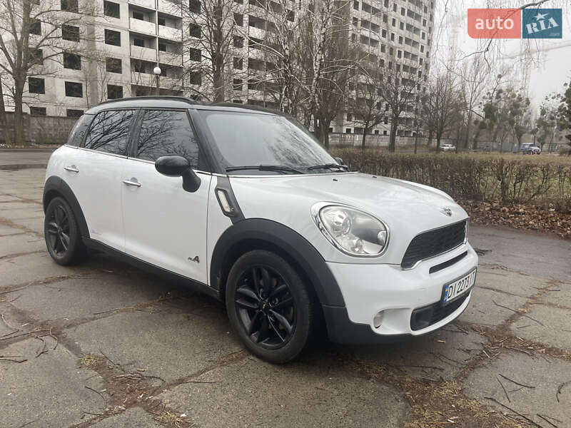 Хэтчбек MINI Countryman 2011 в Киеве
