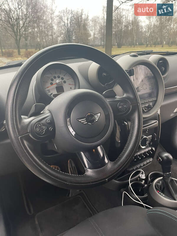Хэтчбек MINI Countryman 2011 в Киеве