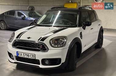 Хэтчбек MINI Countryman 2019 в 
