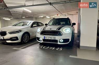 Хэтчбек MINI Countryman 2019 в 