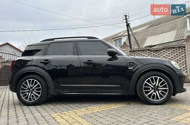 Хэтчбек MINI Countryman 2018 в 