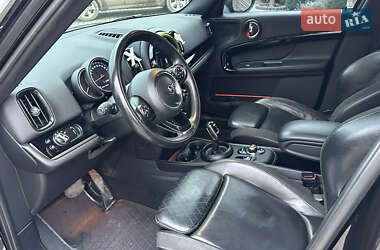 Хэтчбек MINI Countryman 2018 в 