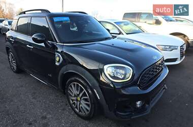 Хэтчбек MINI Countryman 2018 в Львове