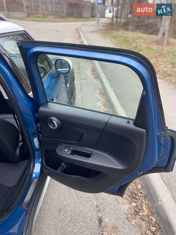 Хэтчбек MINI Countryman 2019 в Киеве