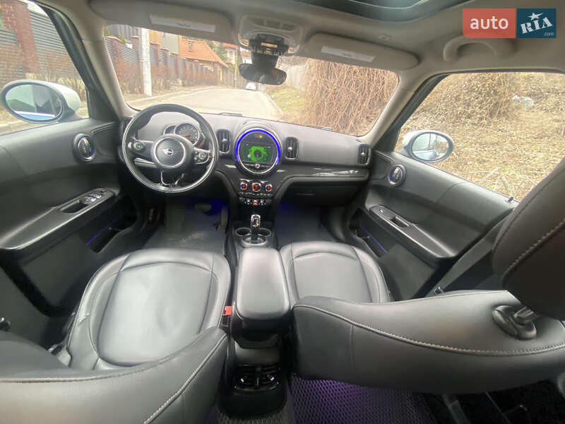 Хэтчбек MINI Countryman 2019 в Киеве