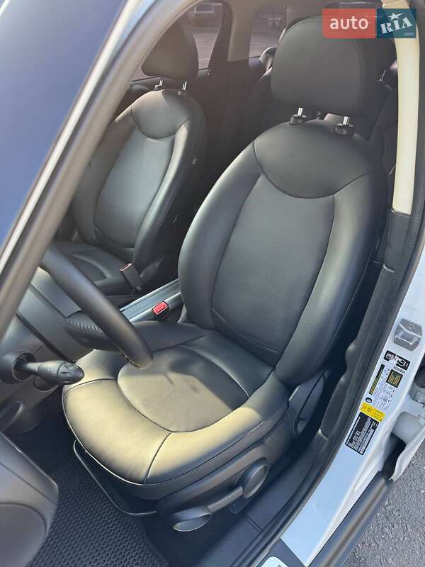 Внедорожник / Кроссовер MINI Countryman 2013 в Одессе