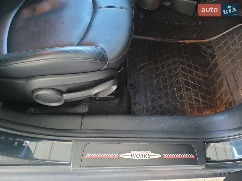 Внедорожник / Кроссовер MINI Countryman 2016 в Хмельницком