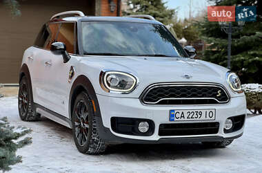 Хэтчбек MINI Countryman 2018 в Черкассах