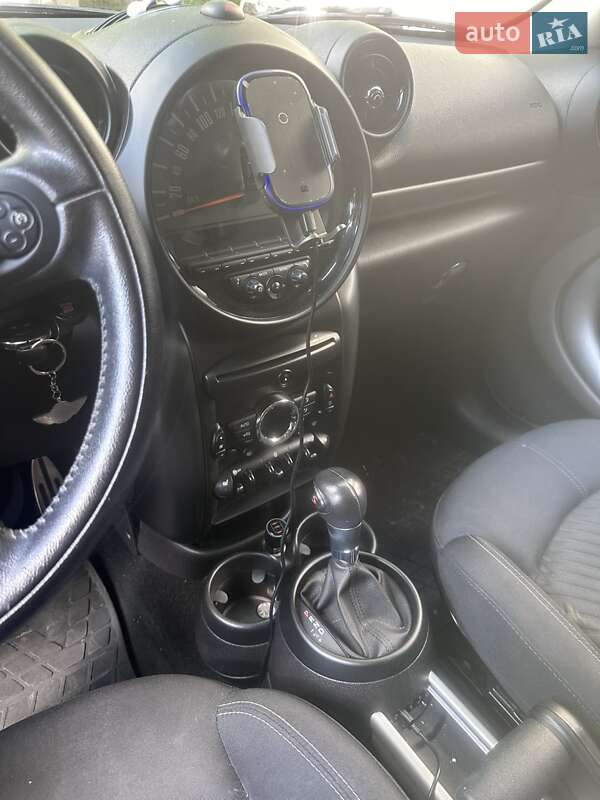 Внедорожник / Кроссовер MINI Countryman 2015 в Киеве
