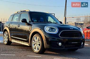 Хэтчбек MINI Countryman 2017 в Киеве