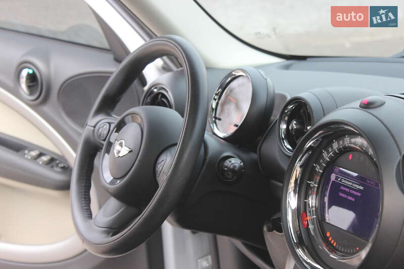 Внедорожник / Кроссовер MINI Countryman 2015 в Днепре