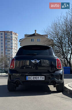 Внедорожник / Кроссовер MINI Countryman 2016 в 