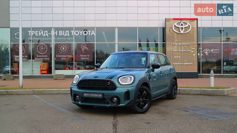 Позашляховик / Кросовер MINI Countryman 2021 в 