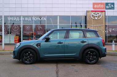Позашляховик / Кросовер MINI Countryman 2021 в 