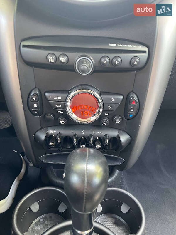 Внедорожник / Кроссовер MINI Countryman 2015 в Черновцах