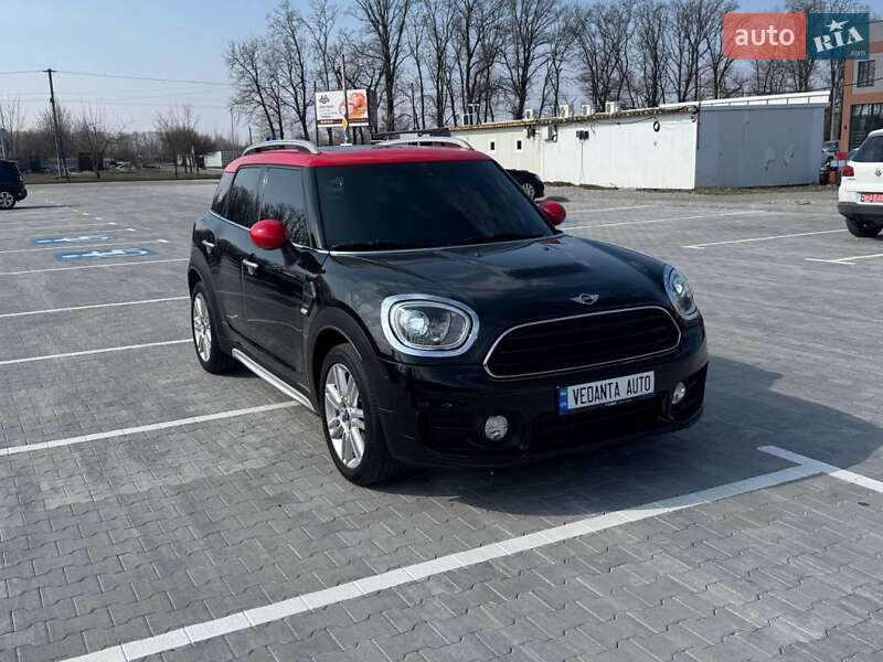 Хэтчбек MINI Countryman 2017 в Киеве