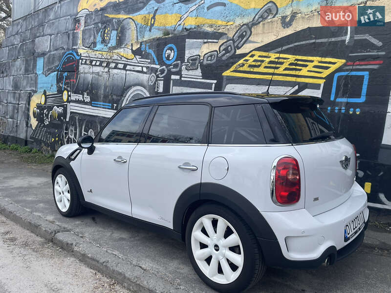 Хэтчбек MINI Countryman 2011 в Киеве