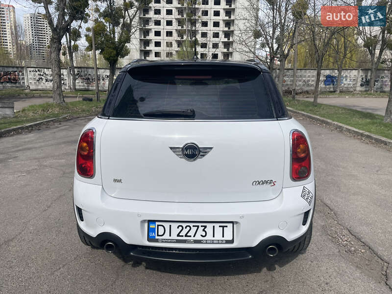 Хэтчбек MINI Countryman 2011 в Киеве