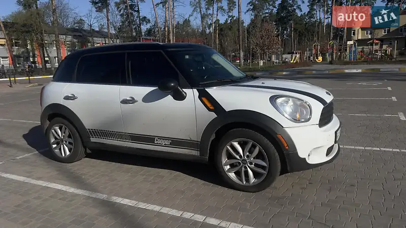 Позашляховик / Кросовер MINI Countryman 2014 в 