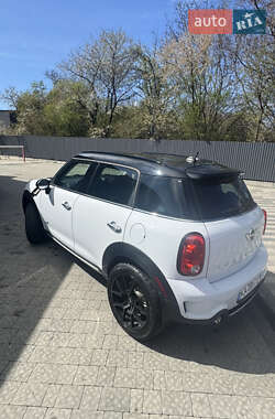 Позашляховик / Кросовер MINI Countryman 2015 в 