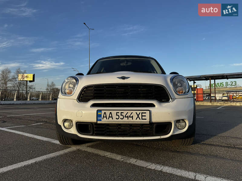Хэтчбек MINI Countryman 2014 в Киеве
