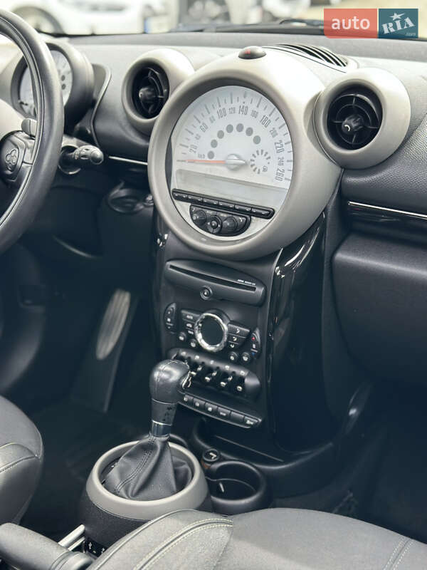 Хэтчбек MINI Countryman 2010 в Ивано-Франковске